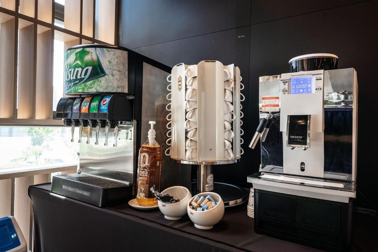 仁川机场传奇酒店 外观 照片